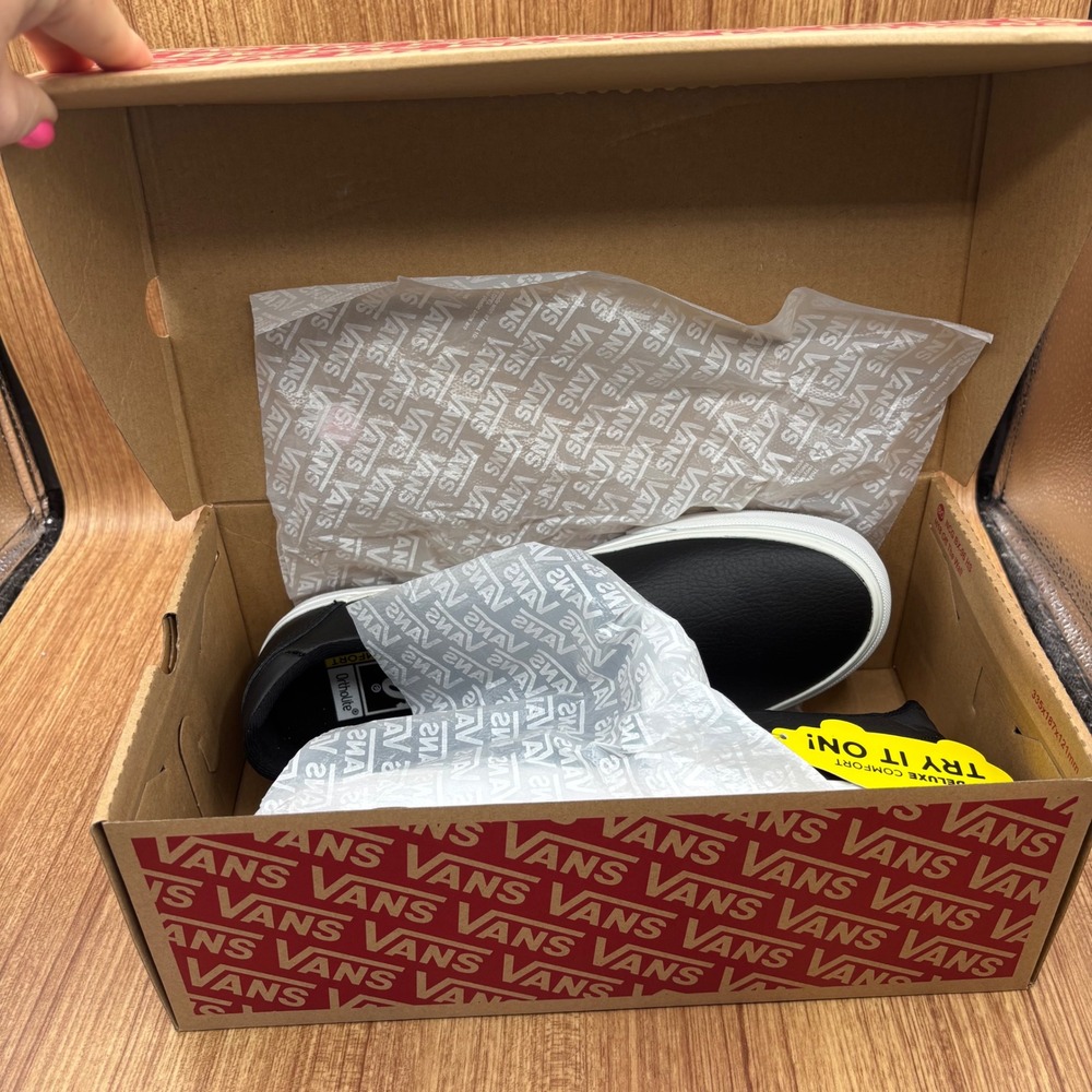 Vans Asher Deluxe Slip On Women 11 Black Tumble Leather New Ortholite V - Picture 5 of 6